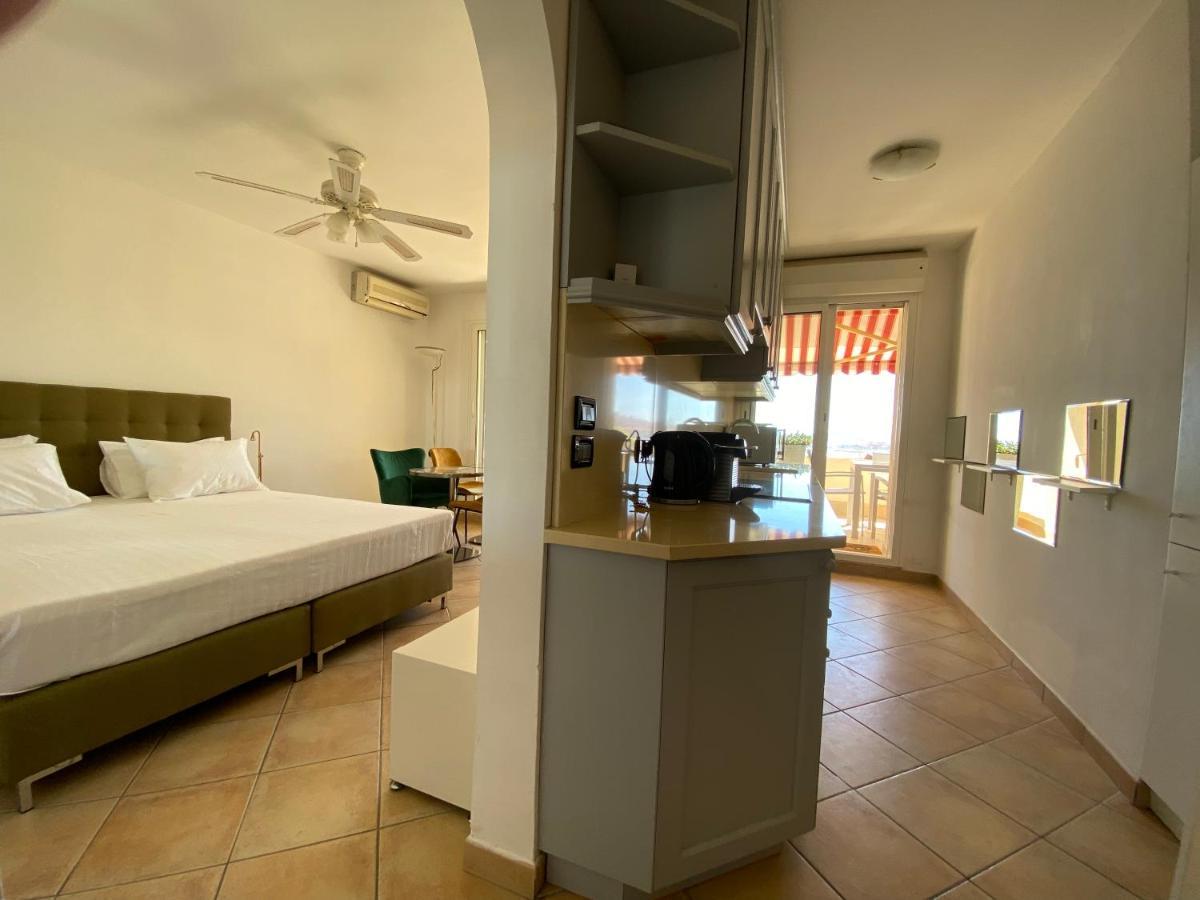 Mansfield Vue Carte Postale Terrasse Piscine Calme Port A 200M A Pied Apartment Menton Luaran gambar